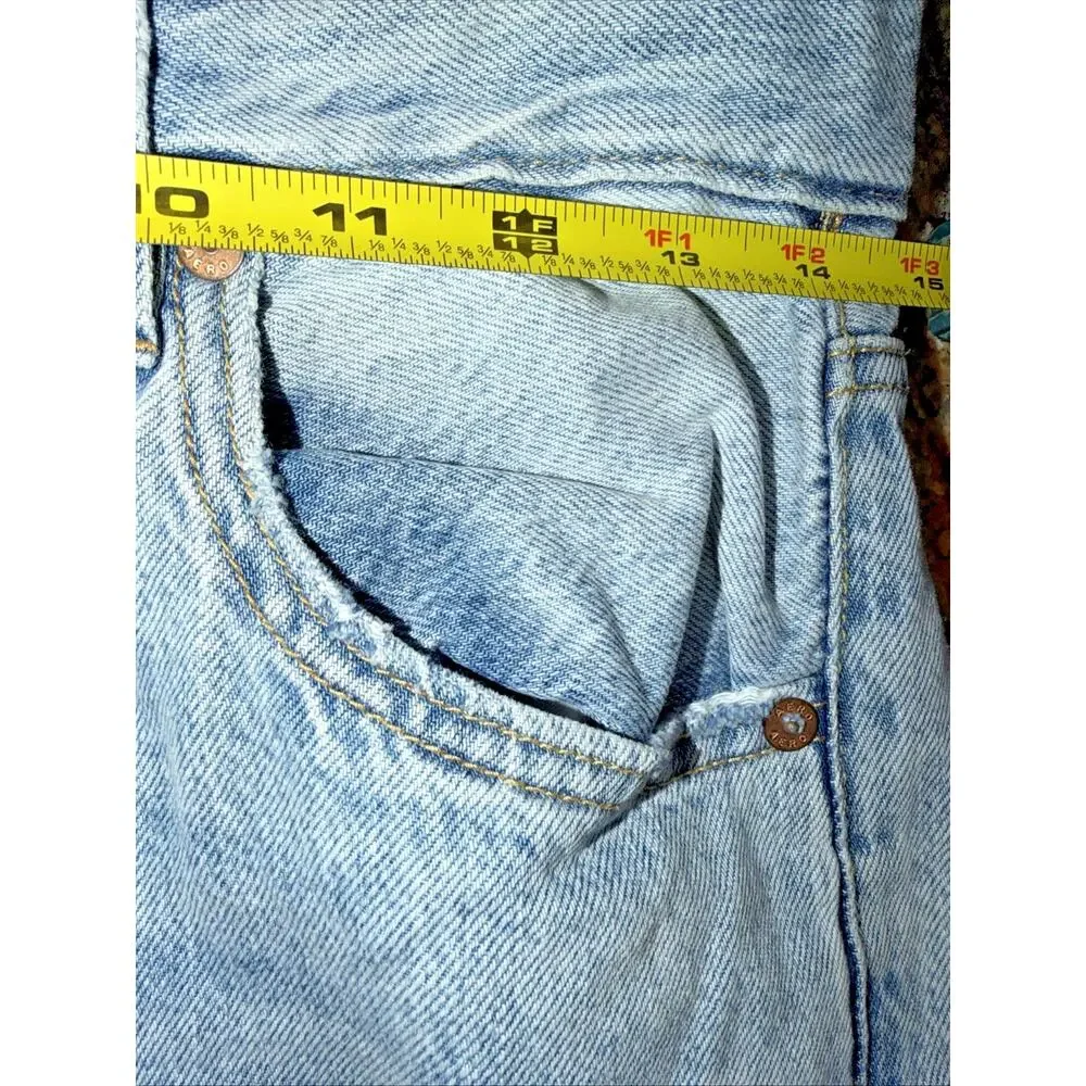 Aeropostale 90’s Baggy Jeans Light Wash Distressed Button Fly Size 8